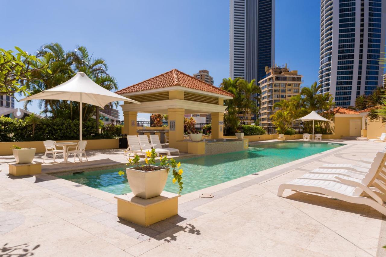Serain Residences On Ferny Avenue *